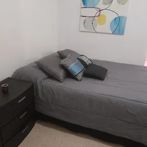 https://hermoso-apartamento-frente-aeropuerto-de-isla-verde.sanjuanpuertorico-hotels.com